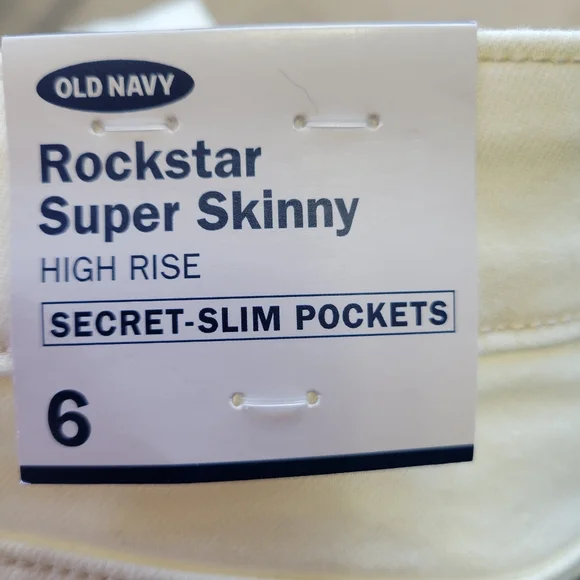 Old Navy Rockstar Super Skinny Jean, Size 6 - Picture 10 of 11